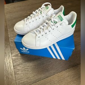 Stan Smith kids adidas sneakers